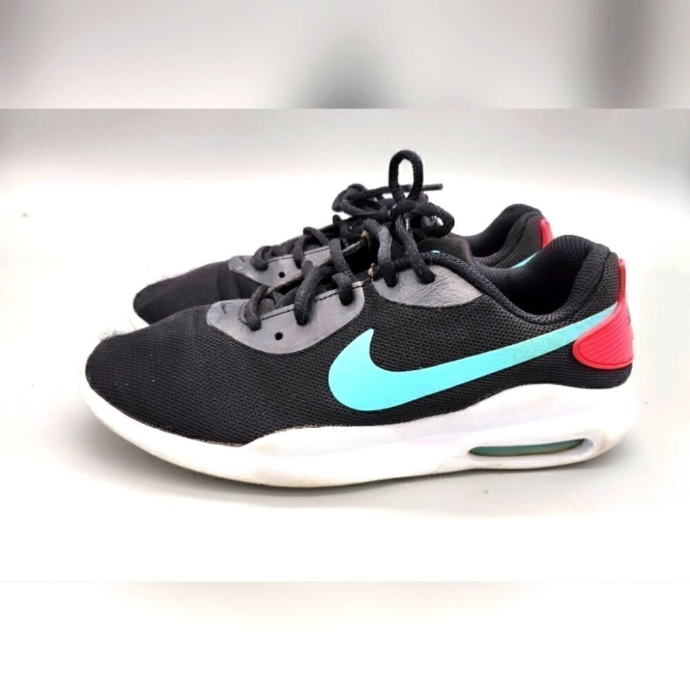 Nike Air Max Oketo Women Size 7 Running Shoes